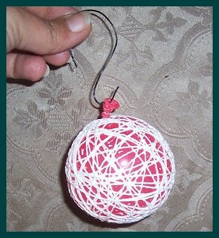 string ball 011-vert